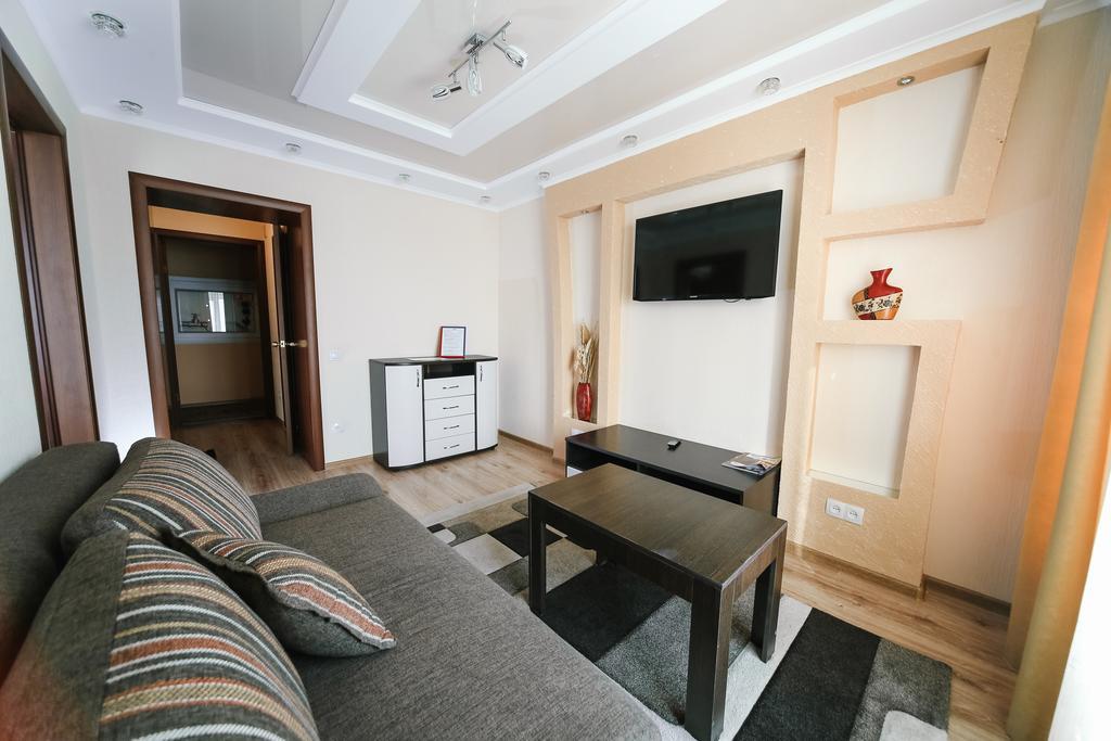 Sary Arka Hotell Pavlodar Eksteriør bilde