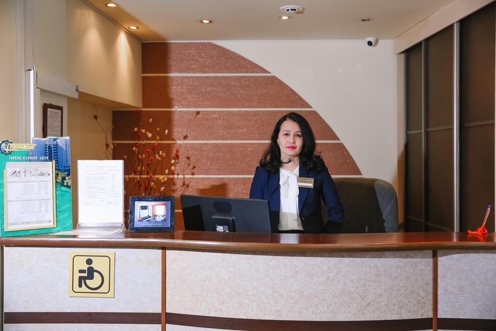 Sary Arka Hotell Pavlodar Eksteriør bilde